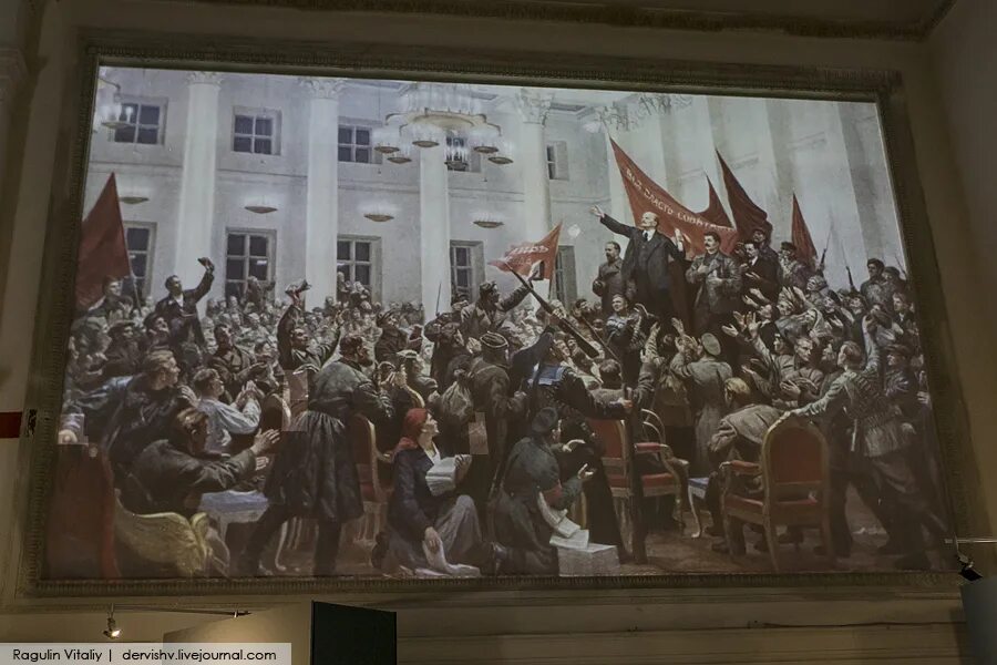 Захват зимнего. Штурм зимнего 1917. февральская революция 1917 штурм зимнего дворца. революция 1917 штурм зимнего дворца. октябрьская революция штурм зимнего дворца.