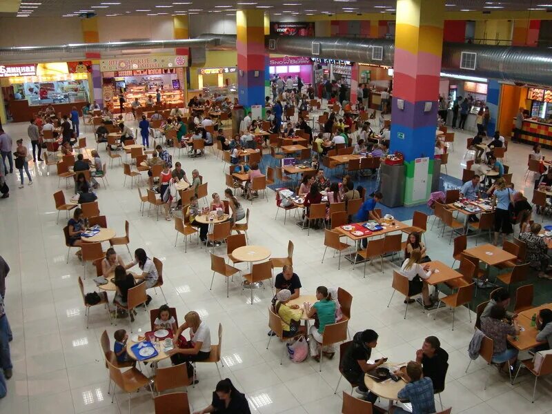 Фудкорт южно сахалинск. Трц сити молл южно-сахалинск. Гастромаркет арбат южно-сахалинск. Фудкорт южно сахалинск. Сити молл южно-сахалинск.