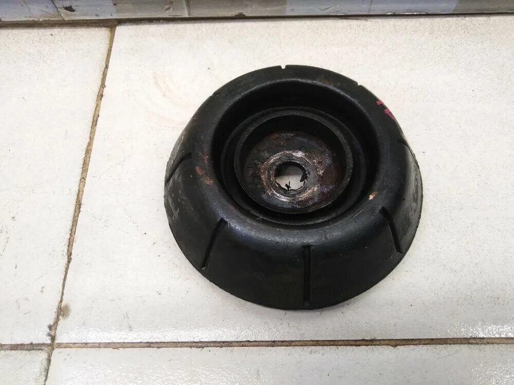 Опора амортизатора лачетти (96549921). 96549921 лачетти. Опорный подшипник лачетти 1. Опора амортизатора переднего шевроле лачетти хэтчбек. Опора переднего амортизатора лачетти.