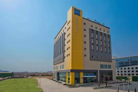 1 hotel