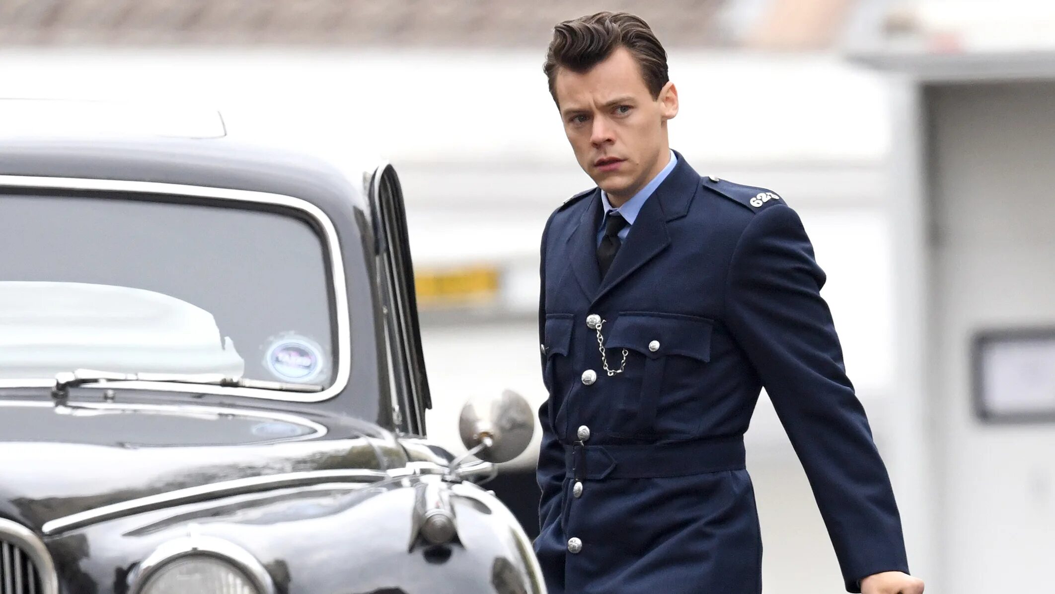 Harry Styles 2022. Pleasing the policeman