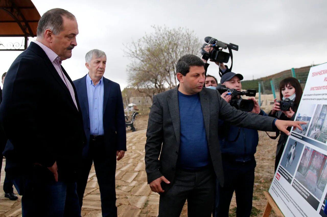 свежие новости про сергея меликова. глава республики дагестан 2022. меликов в совете федерации. сергей меликов"дагестан-этокрасивейший край". свежие новости про сергея меликова.