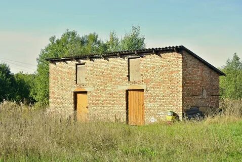 Кирпичный сарай