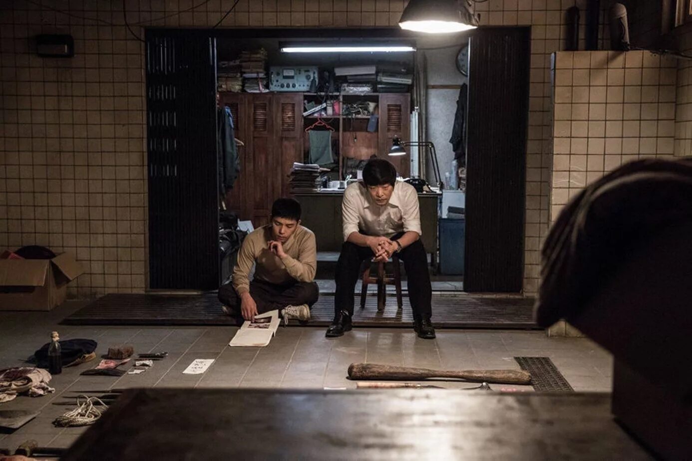 An ordinary man 2017. Ким бон хан. Обычный человек фильм 2017. Обычный человек фильм 2017. Обычный человек / an ordinary man (2017).