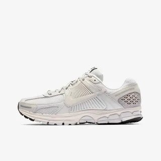 Nike vomero 5 roam