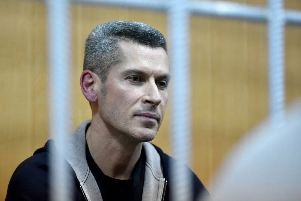 Зиявудин гаджиевич магомедов. Магомед магомедов брат зиявудина магомедова. Магомед и зиявудин магомедов. Ziyavuddin vakhobov. Магомедовы москва.