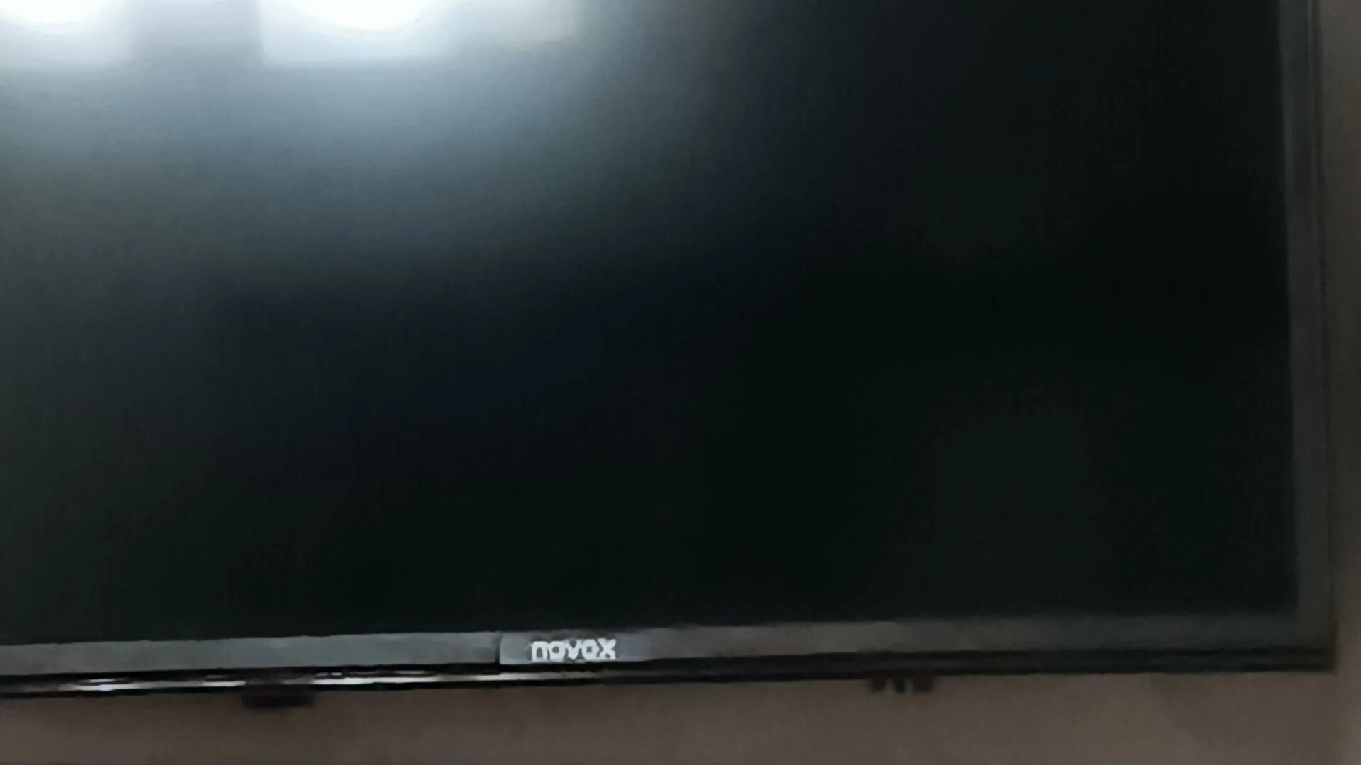 Lg шасси mc-64a. Телевизор включается. Телевизор выключенный. Сам выключается телевизор lg cf21s13ke. Телевизор lg отключается сам.