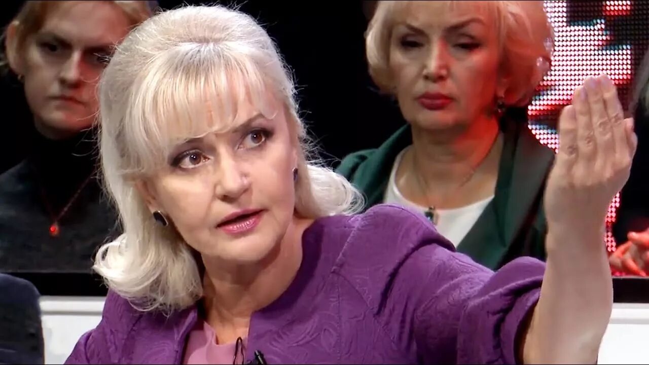 Депутат рады фарион. Фарион язык. Фарион язык. Высказывания фарион о русских. Фарион язык.