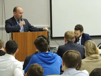 Георгия работает
