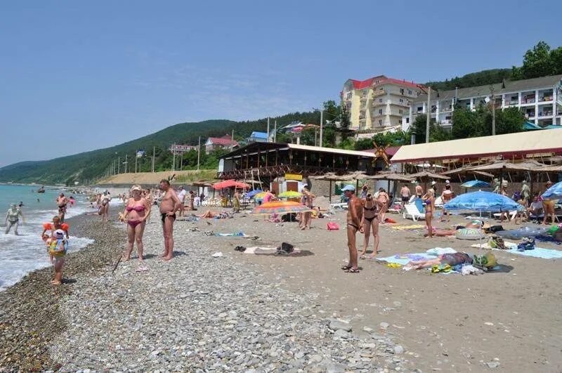 Лазаревское пляж лазаревский. Лазаревское пляж. Пляж багратион лазаревское 2023. Пляж морская звезда в лазаревском. Лазаревское пляж.
