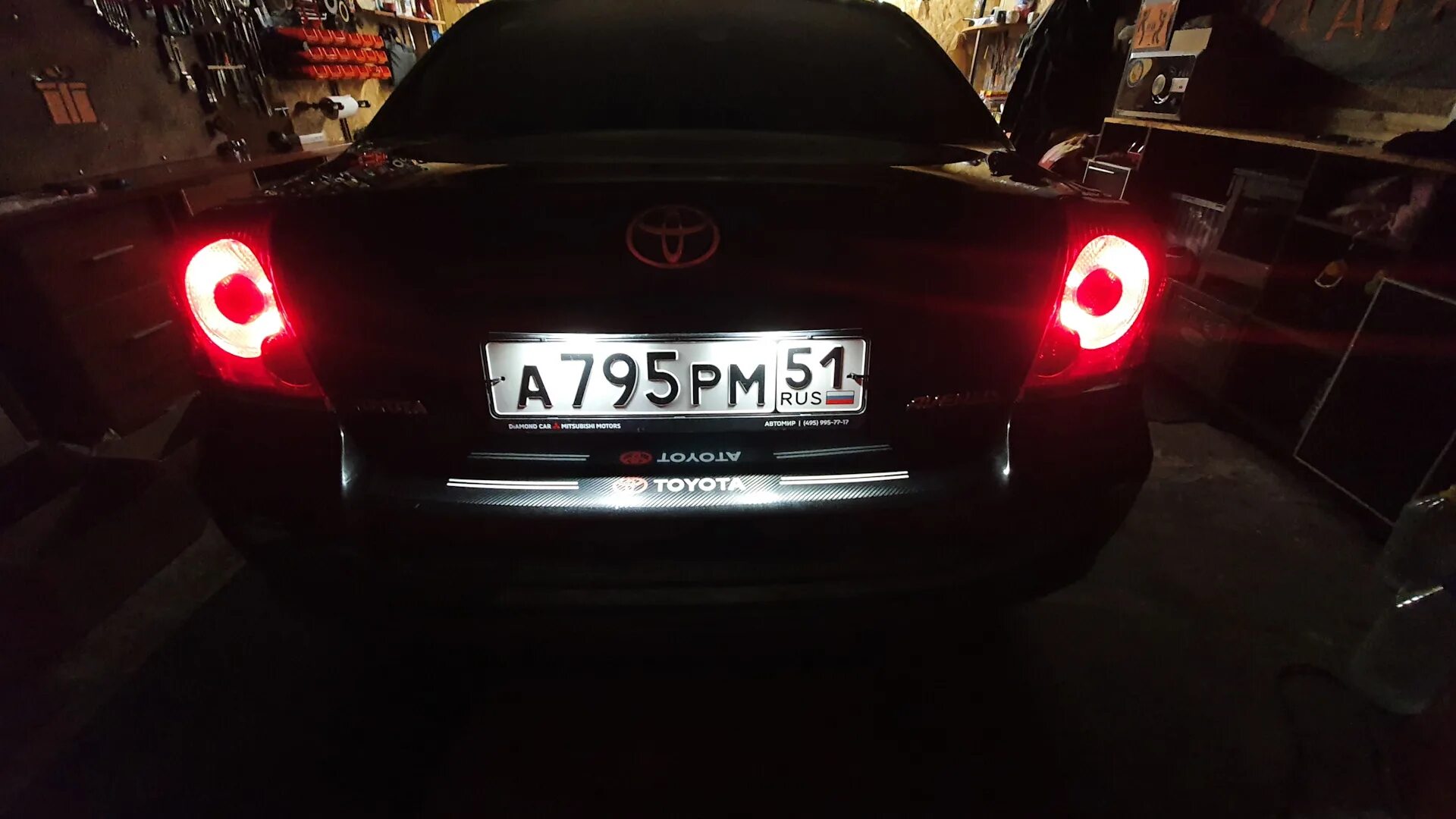 Задний ход авенсис. Задний ход авенсис. Задний ход авенсис 2006. Задний ход авенсис. Лампочки в задние фонари авенсис 250 заднего хода.