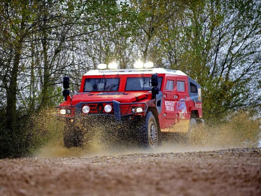 Renault Trucks Defense продала 46 бронеавтомобилей на ближний восток