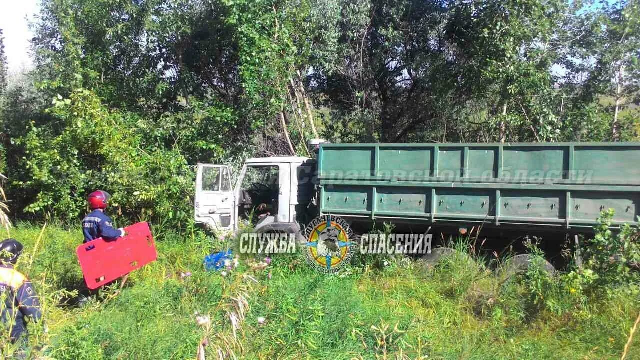 Авария во Фролово сегодня с КАМАЗОМ,груженым зерном.