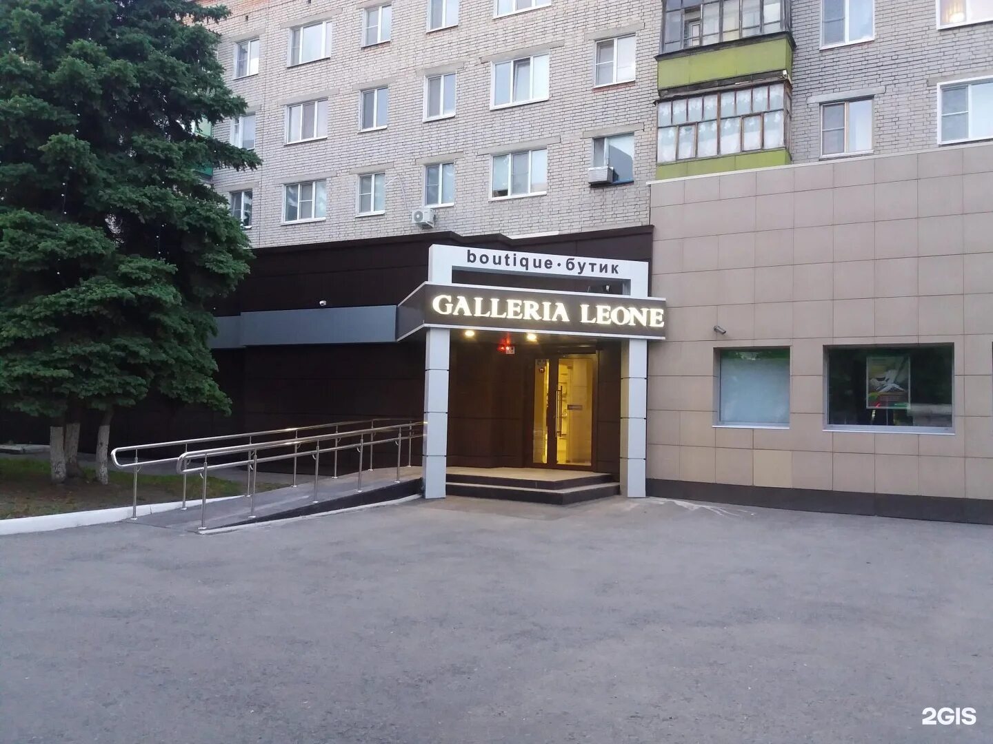 Коммунистическая 36 пенза. Ул коммунистическая пенза. Коммунистическая 28 тольятти. 28. Коммунистическая ул.