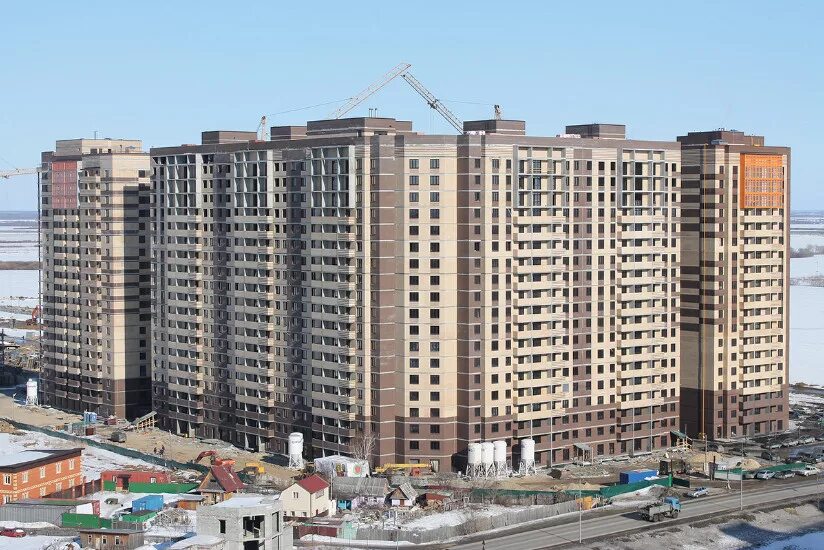 Жилой комплекс тюмень звездный городок. Спорткомплекс звездный городок. Звёздный городок тюмень. Тимофея чаркова 79к3 тюмень. Жк звёздный тюмень.