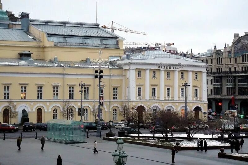 Малый театр в москве год. Московский малый театр. Малый театр Бове. Малый театр в Москве (с 1824 г.). Малый театр в Москве 1806.