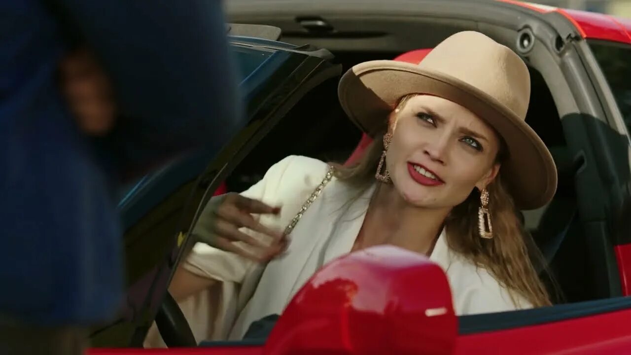 Стажёр фильм 2022. Роберт де ниро стажер. Энн хэтэуэй стажер. Стажёр 2001. Алина ланина мавки.