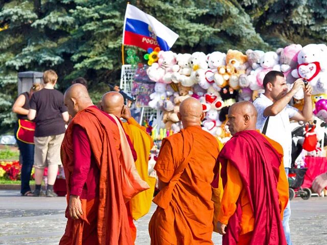 Население буддистов. Буддизм в России организации буддийской традиционной Сангхи России. Тибетский буддизм Россия. Буддизм ламаизм в России. Сангха России.