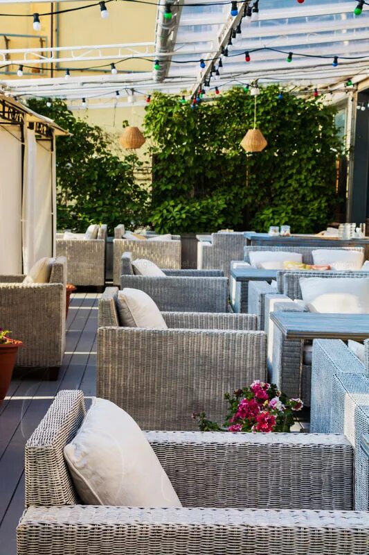 Soluxe club кутузовский просп. Ресторан 13 москва веранда. Веранда вкуса. Вилладжио веранда. Веранда вкуса.