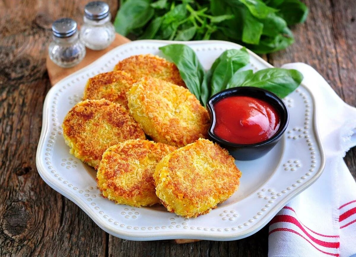 Котлеты морковные классические. Нутовые котлеты. постные нутовые котлетки. чечевичные котлетки. морковные котлеты.