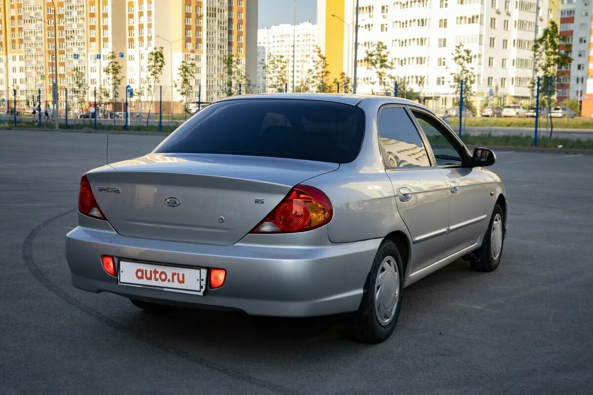 Купить киа спектра в москве. Kia Spectra 2006. Киа спектра 2001 кореец. Киа спектра 2006 года. Kia Spectra II 2004 2008 седан.