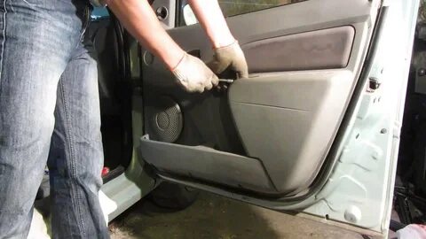 Снять обшивку двери видео