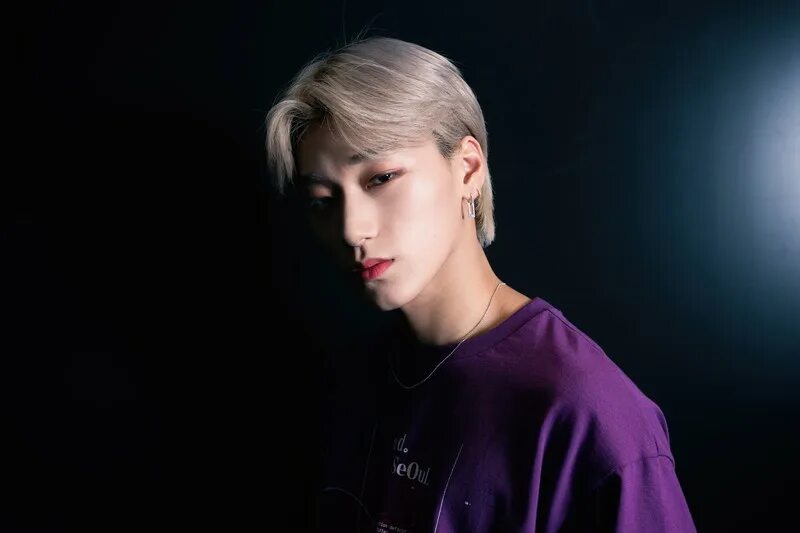 Ateez san. Чхве Сан ATEEZ. Choi San ATEEZ. Сан из ATEEZ. Сан ATEEZ маллет.