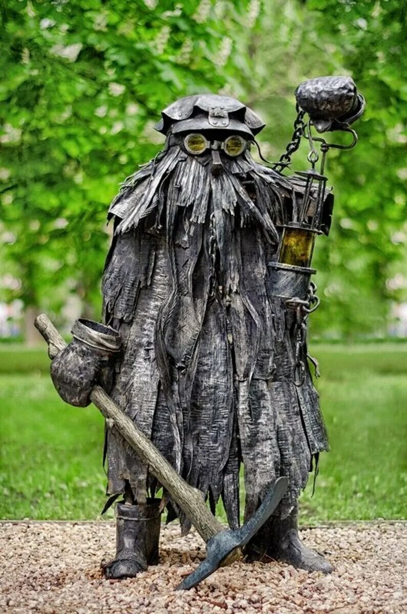 Шубин шахтерская легенда. Шубин дух шахты. Добрый шубин легенда. Шубин шахтерская легенда донбасса. Шахтерский дух.