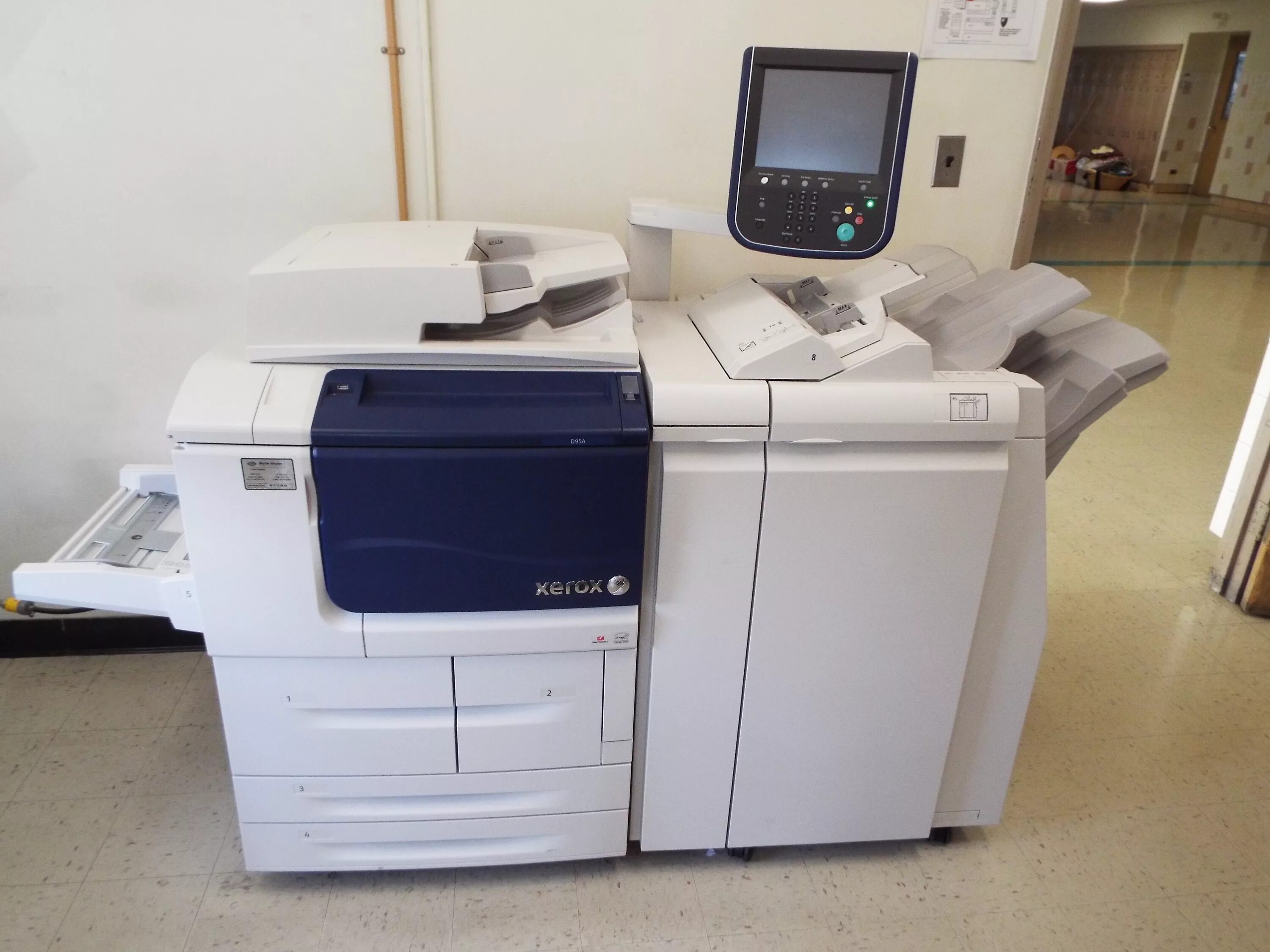 Xerox скан. Мфу xerox d95 copier/printer. xerox d95 укладчик. ксерокс д110. цифровая печатная машина xerox d95.