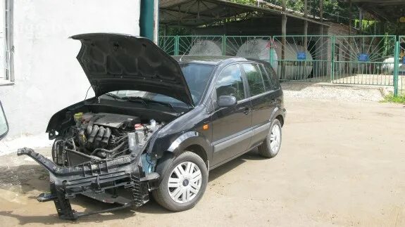 Как снять радиатор форд фьюжен Замена радиатора охлаждения Ford Fusion, 1,4 л, 2007 года своими руками DRIVE2