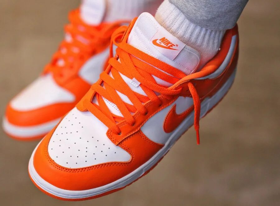 Dunk оригинал купить. Nike SB Dunk Low оранжевые. Nike Dunk SB Low Orange 2020. Кроссовки Nike Dunk SB Low Syracuse Orange Blaze. Nike SB Dunk Orange.