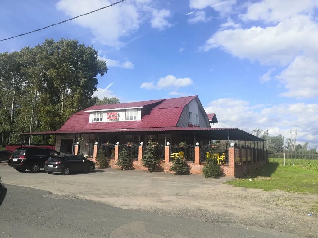 Вышневолоцкая улица вышний волочек кафе. Кафе дорожное вышний волочек. Вышний волочок кафе. Вышний волочок кафе. Вышний волочок кафе.