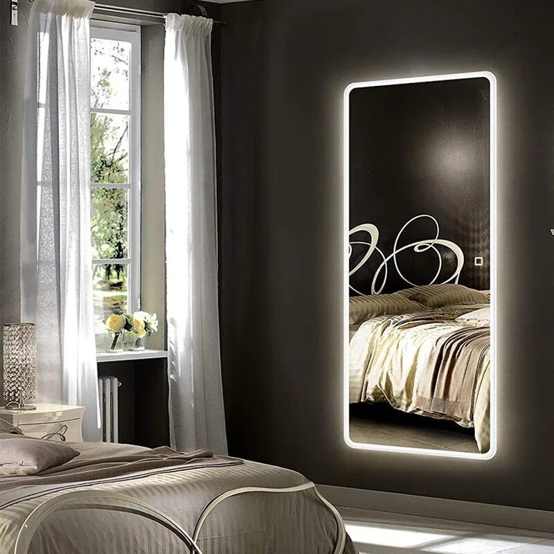 Зеркало в спальне. Зеркало с подсветкой в спальню. Зеркала в интерьере спальни. Зеркало на стене в спальне.