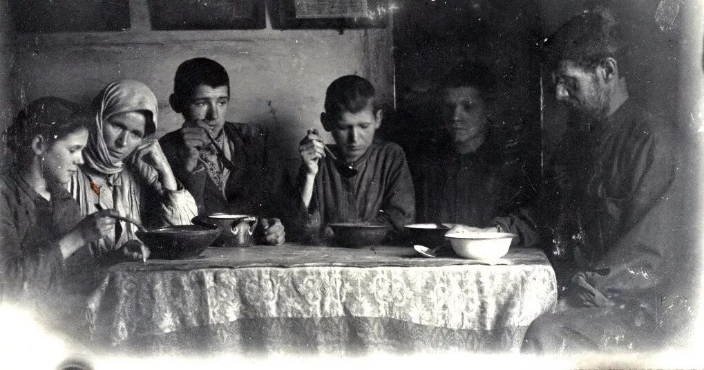 Голодающие крестьяне 1932-1933. Начало голода в ссср