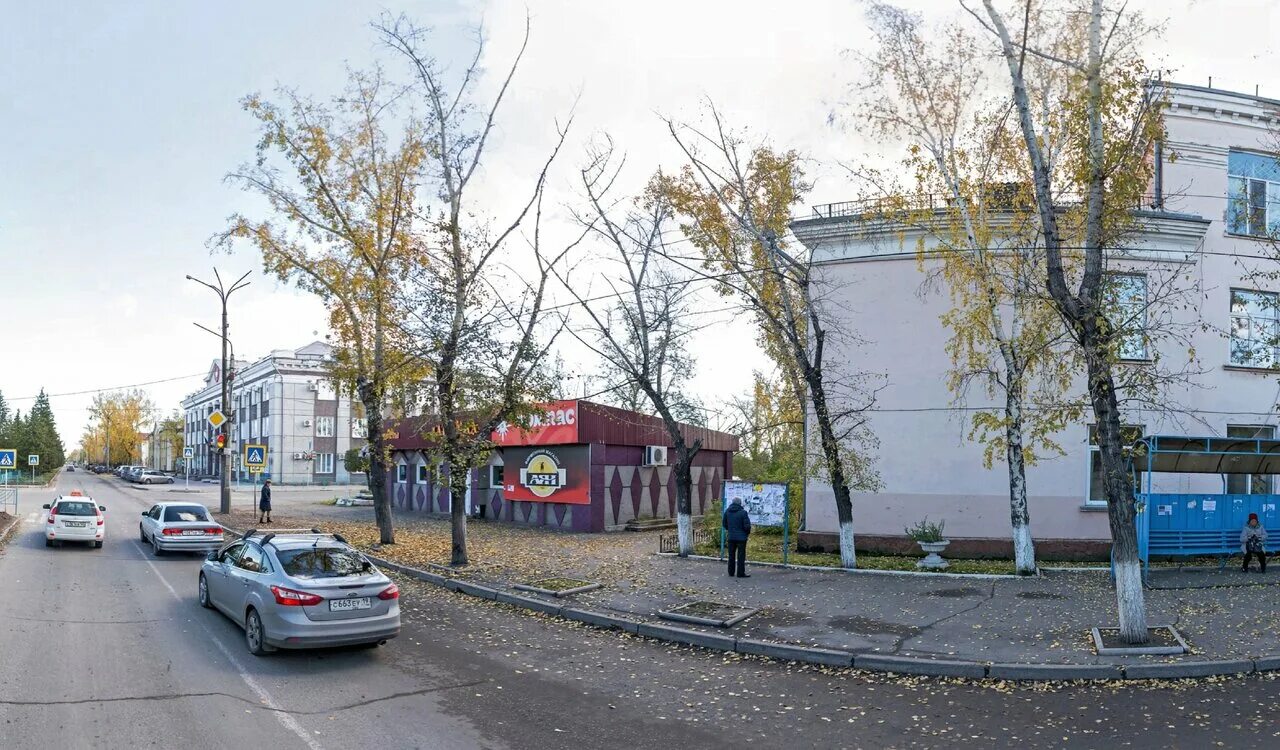 саяногорск центр города. черногорск центр. советская 64 черногорск.