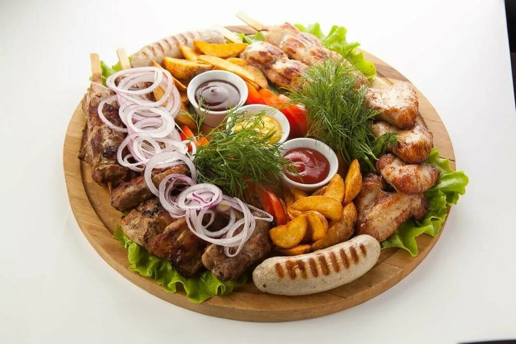 Шашлык фуд амурская ул 12а. Роллы в брехово. шашлык по баварски. tasty food москва. шашлык фуд, москва.