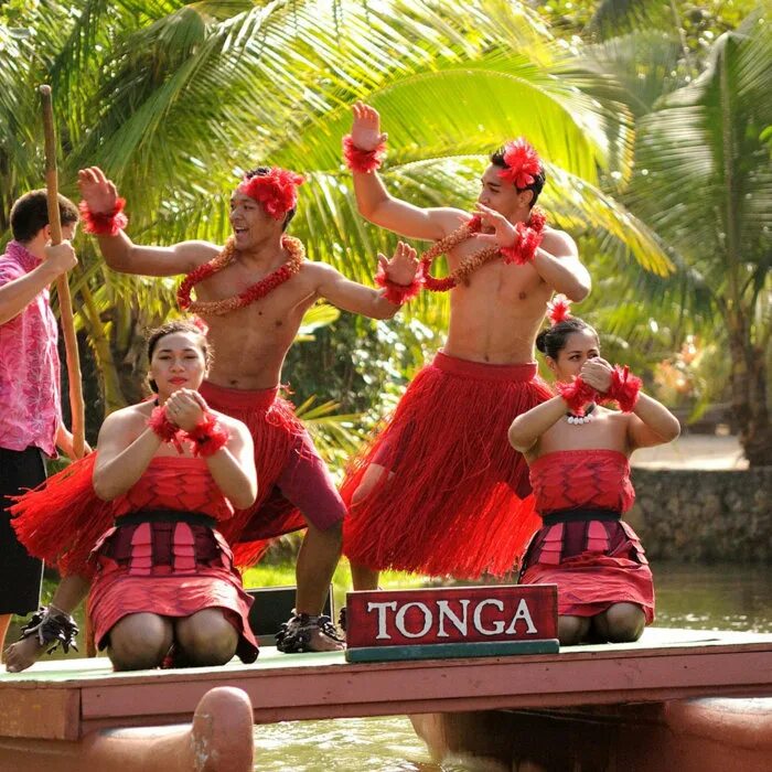 Тонга тонга песня. Бемба народ. Государство тонга. Тонго перуанский певец. Тонга тонга песня.