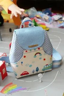 Сами свои рюкзачки песня