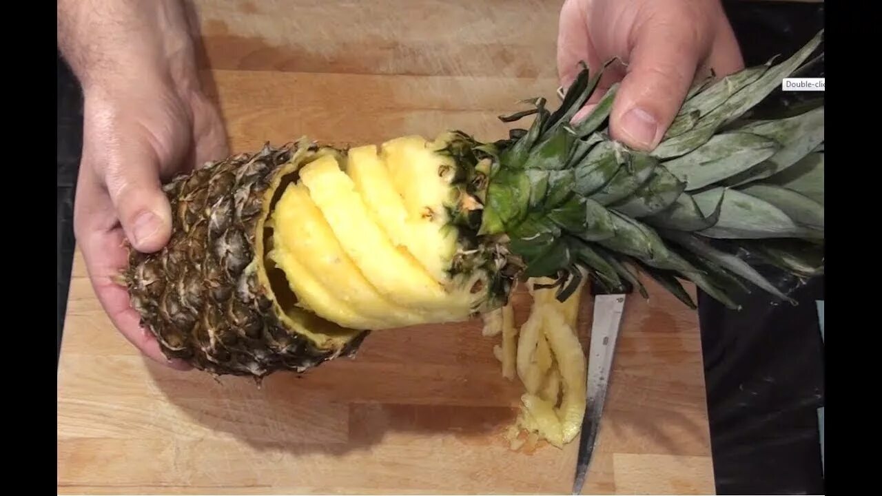 Ананас разделать кусочками. Ананас разделать кусочками. Ананас разрезанный. Ананас разделать кусочками. Нарезка ананаса.
