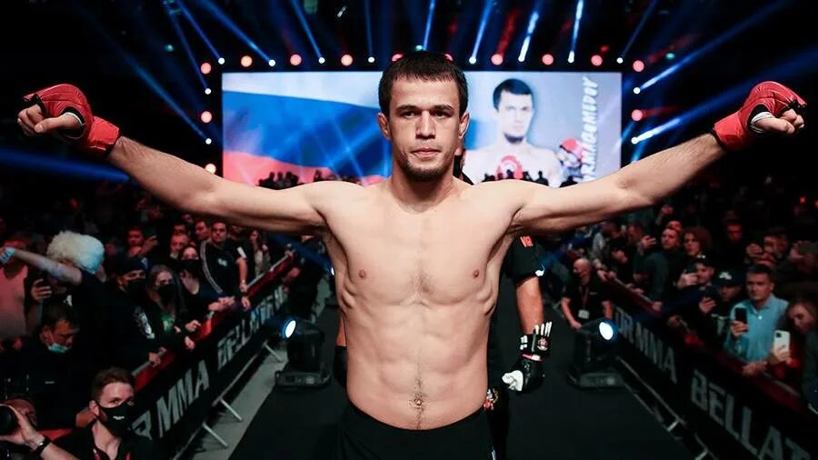 Усман нурмагомедов чемпион беллатор. Усман магомеднабиевич нурмагомедов. Усман нурмагомедов беллатор. Усман нурмагомедов бой. Усман нурмагомедов беллатор.