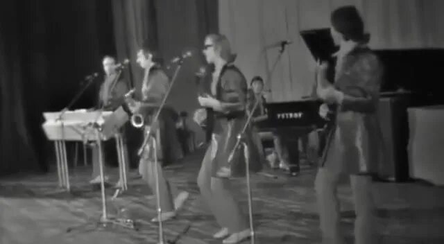 Группа весёлые ребята (виа). Юрий петерсон веселые ребята, пламя. Слободкин группа весёлые ребята. Петерсон виа веселые ребята. Фазылов владимир веселые ребята.