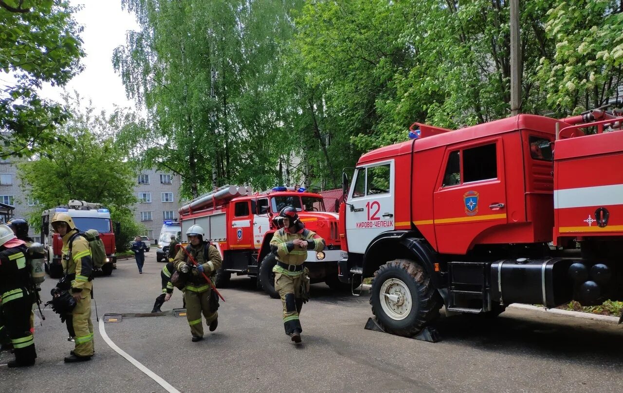 День пожарной охраны видео. Пожарная охрана Кирово-Чепецк. ПЧ-12 Кирово-Чепецк. МЧС Кирово-Чепецк. Кирово-Чепецкий пожарная часть.