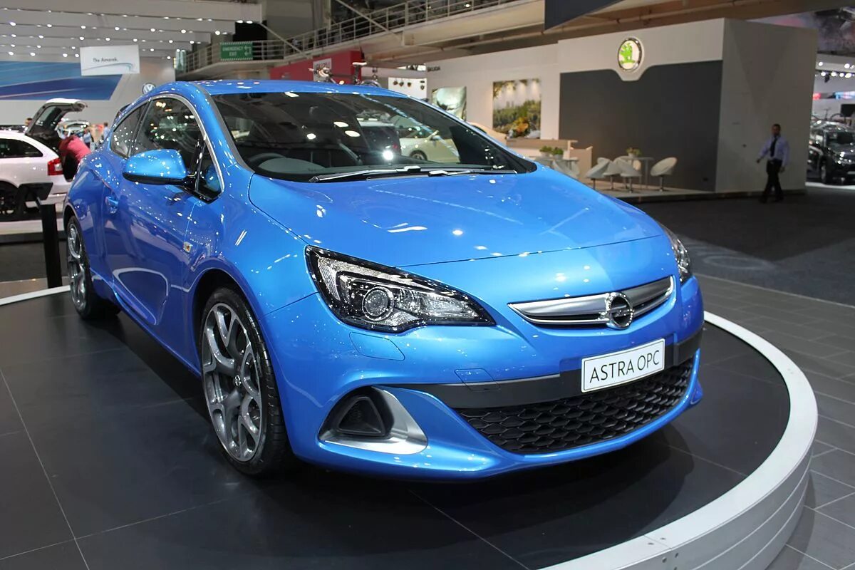 Opel Astra OPC 2015. Opel Astra j OPC.