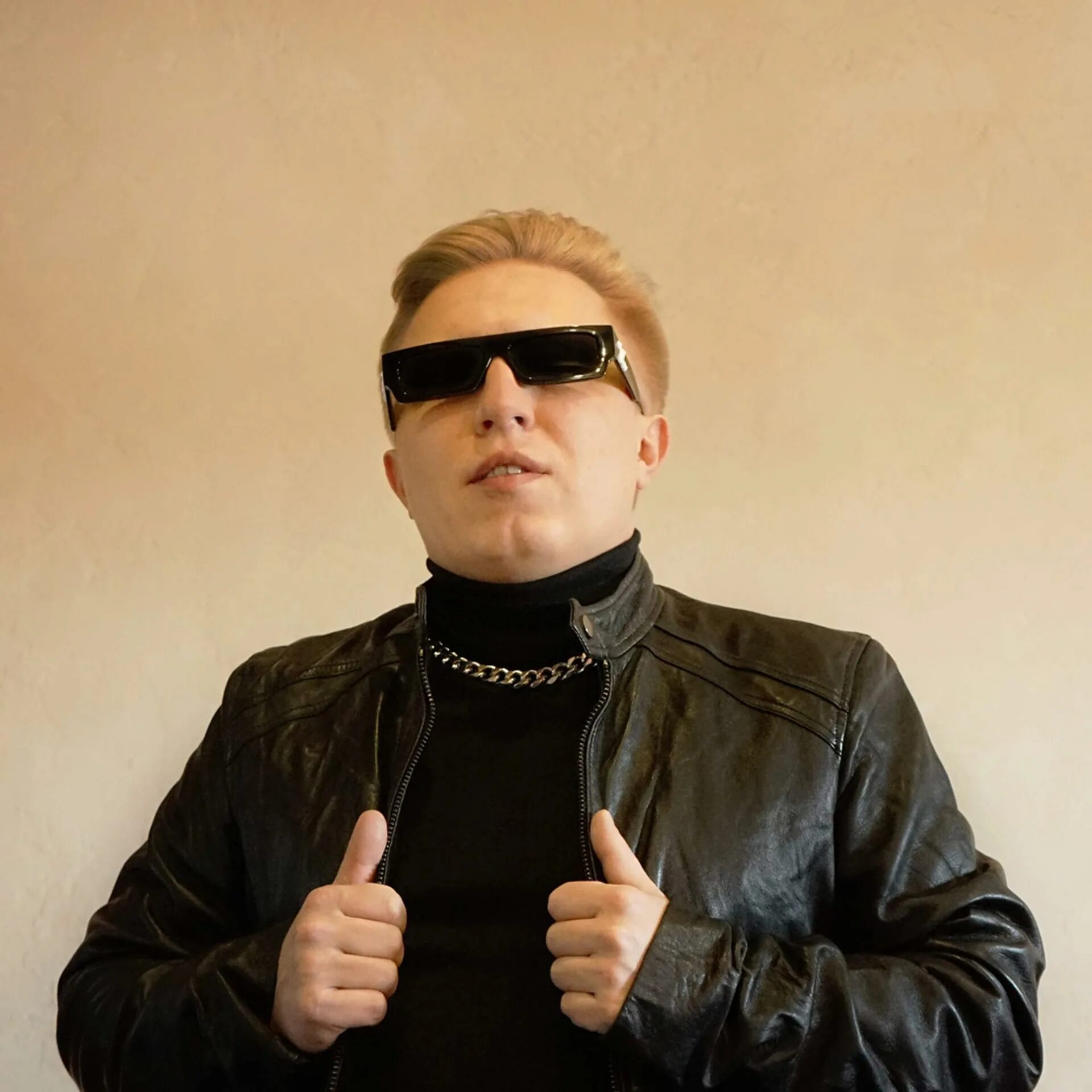 Витя ак без очков сейчас. Витя ак без очков сейчас. Ак 47 рэпер. Витя ак 2022. Витя ак.