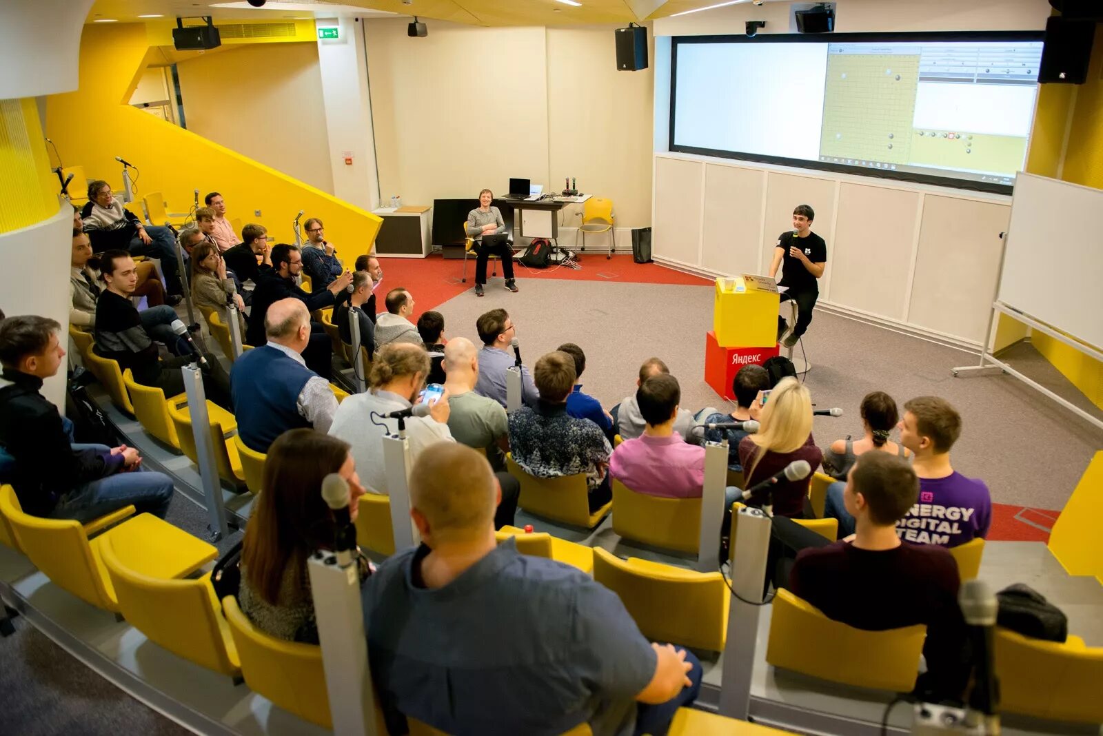 Компания яндекс. Разработчики в компании яндекс. Какие разработчики яндекса. Геннадий короткевич итмо. Разработчики в компании яндекс.