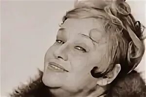 Twin Beds (1942)