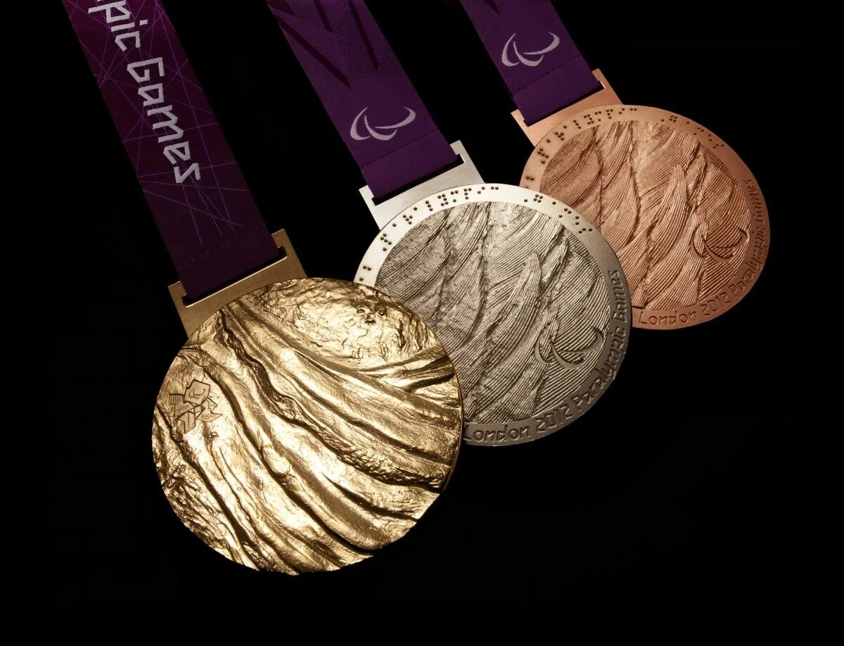 Medal 2012. Олимпийская медаль Лондон 2012. Олимпийские игры 2012 Лондон медали. Медали олимпиады 2012 Лондон. Олимпийская Золотая медаль Лондон.
