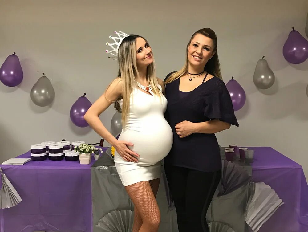 беременная жена. ребенок pregnant vicky. прегнант кристи bed. Pregnant vicky. виктория феррера беременная.