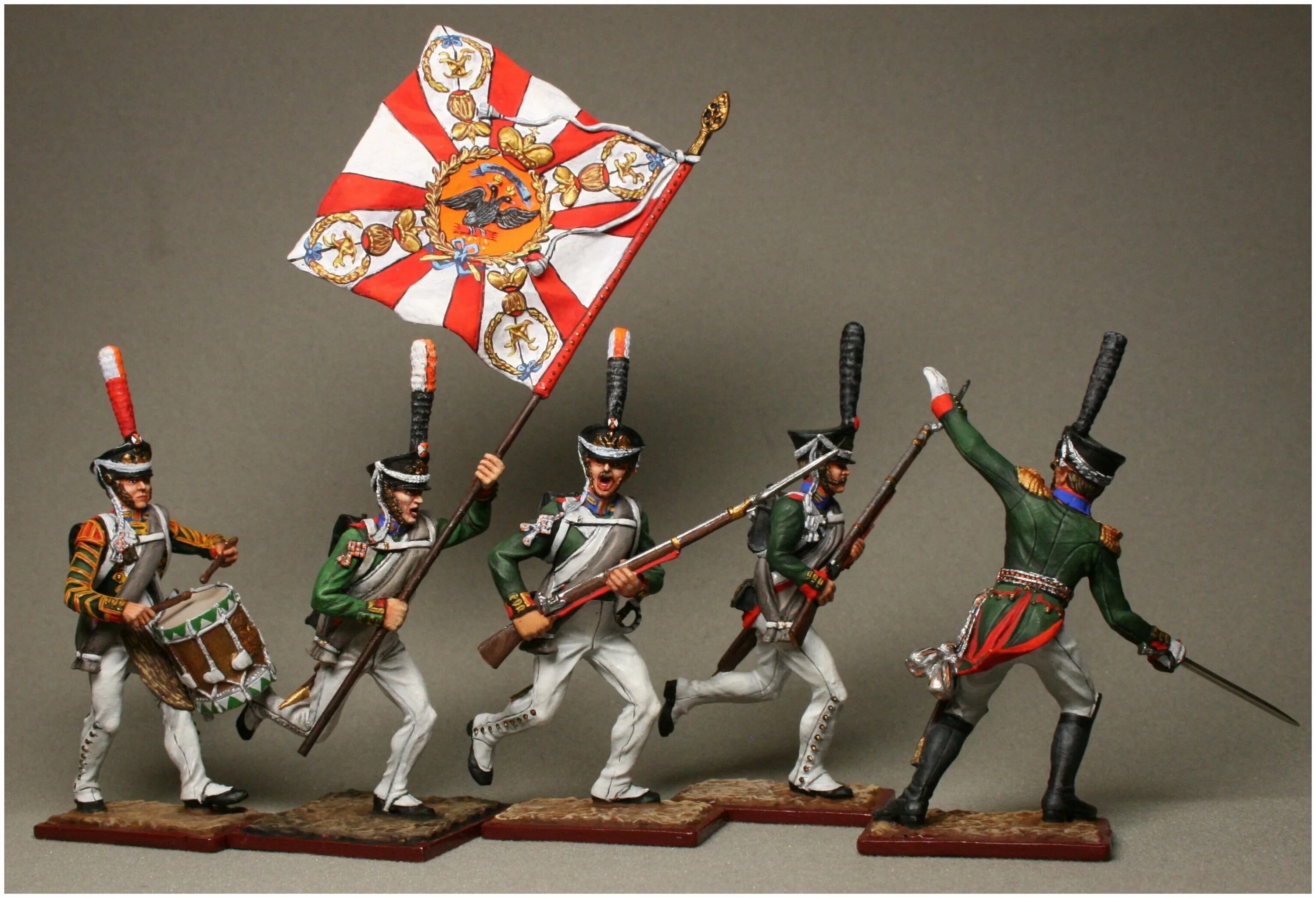 Как называется солдатик. Как называется солдатик. Как называется солдатик. ". Парад игрушечных солдатиков.