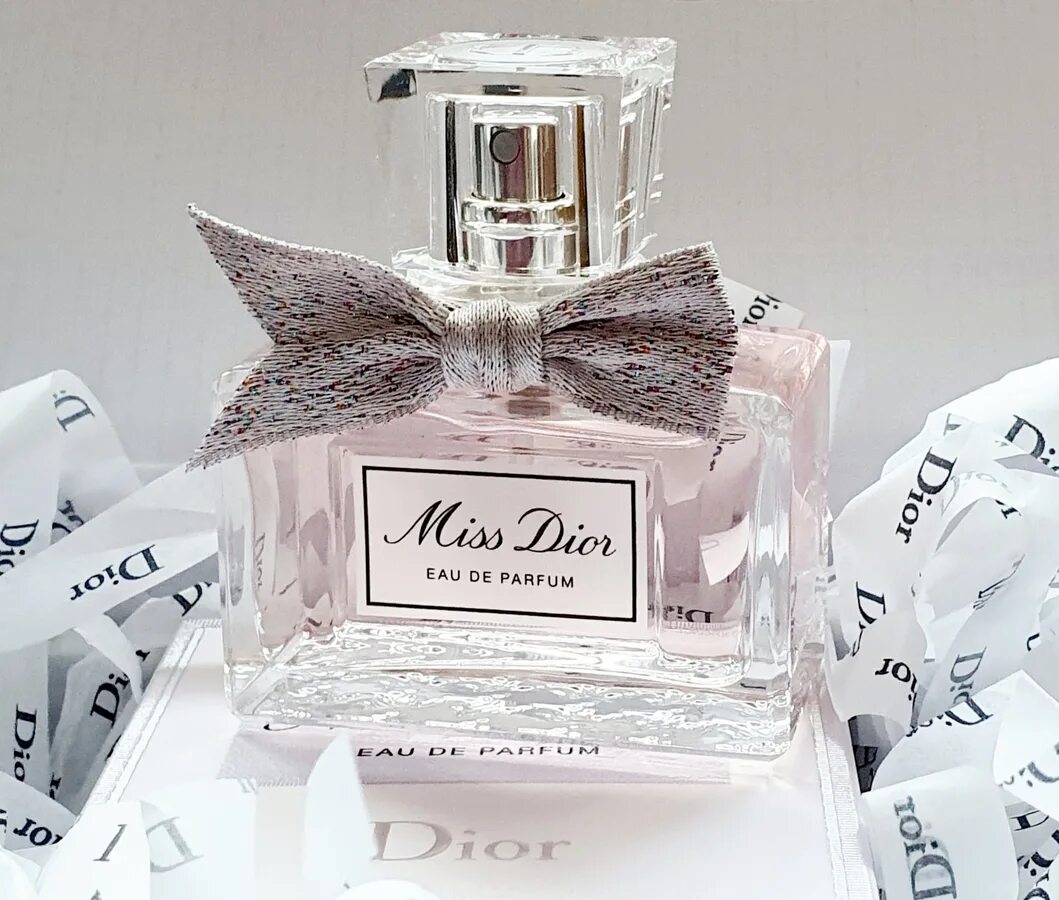 Мисс диор цена летуаль. Christian Dior Miss Dior Eau de Parfum 2021. Miss Dior EDP 2021. Christian Dior Miss Dior 100 ml. Miss Dior Eau de Parfum ml 50.